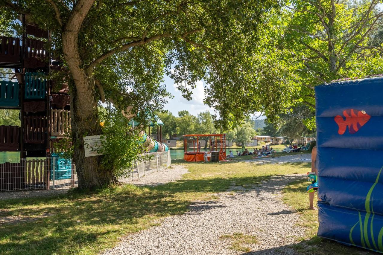 Châtillon-en-Diois Camping Le Lac Bleu酒店 外观 照片