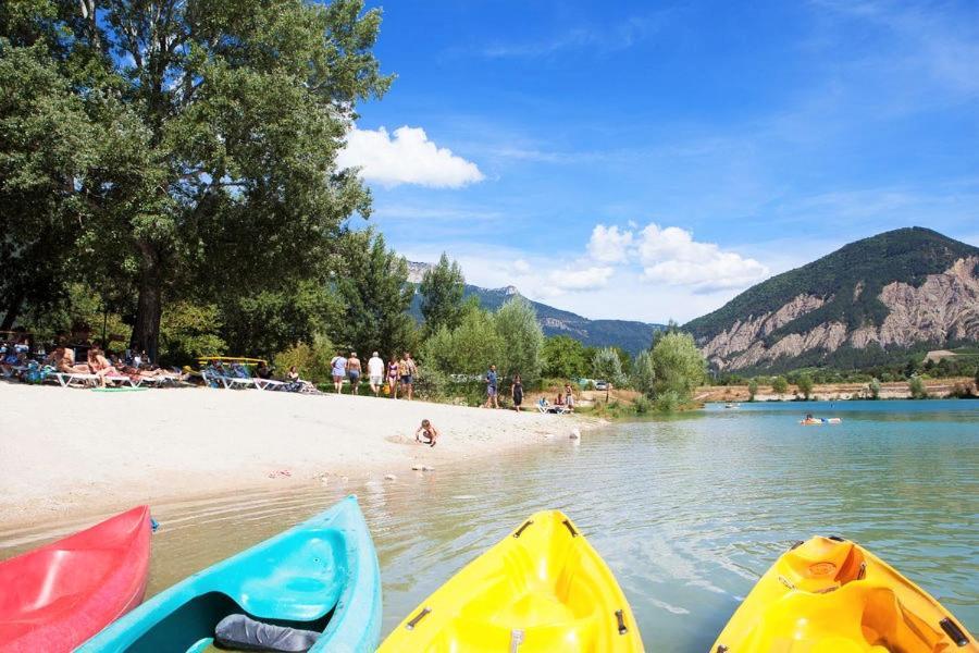Châtillon-en-Diois Camping Le Lac Bleu酒店 外观 照片