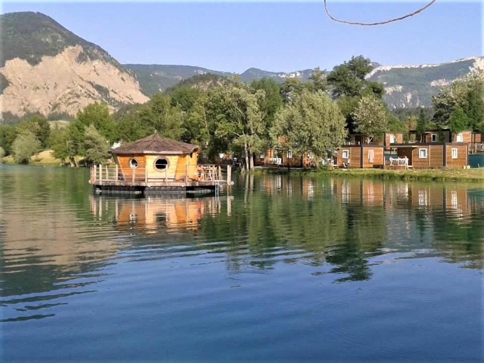 Châtillon-en-Diois Camping Le Lac Bleu酒店 外观 照片