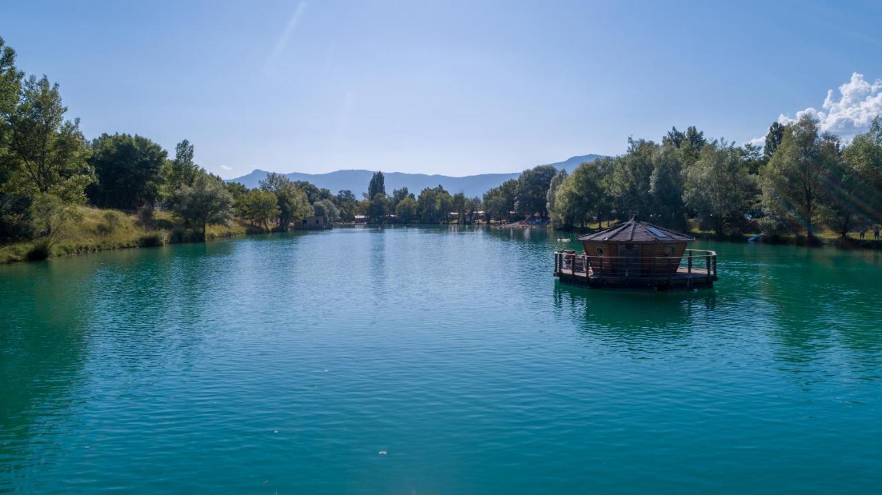 Châtillon-en-Diois Camping Le Lac Bleu酒店 外观 照片