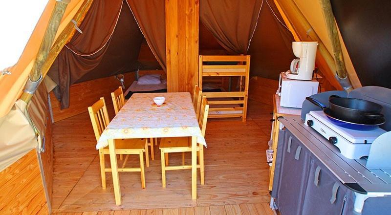 Châtillon-en-Diois Camping Le Lac Bleu酒店 外观 照片